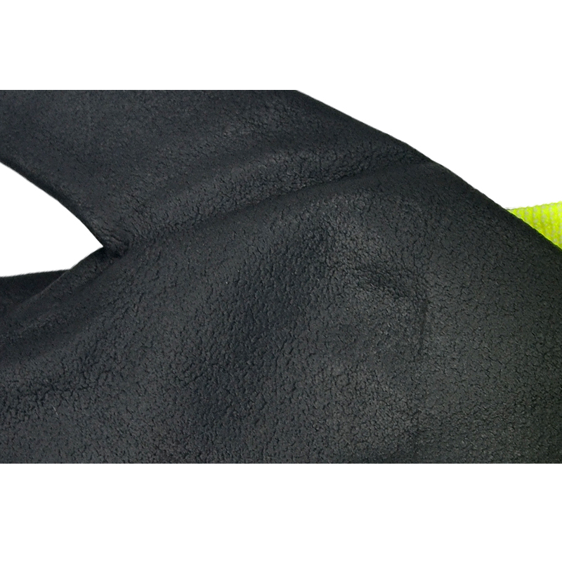 恒辉NJE872丁腈发泡3级防割手套