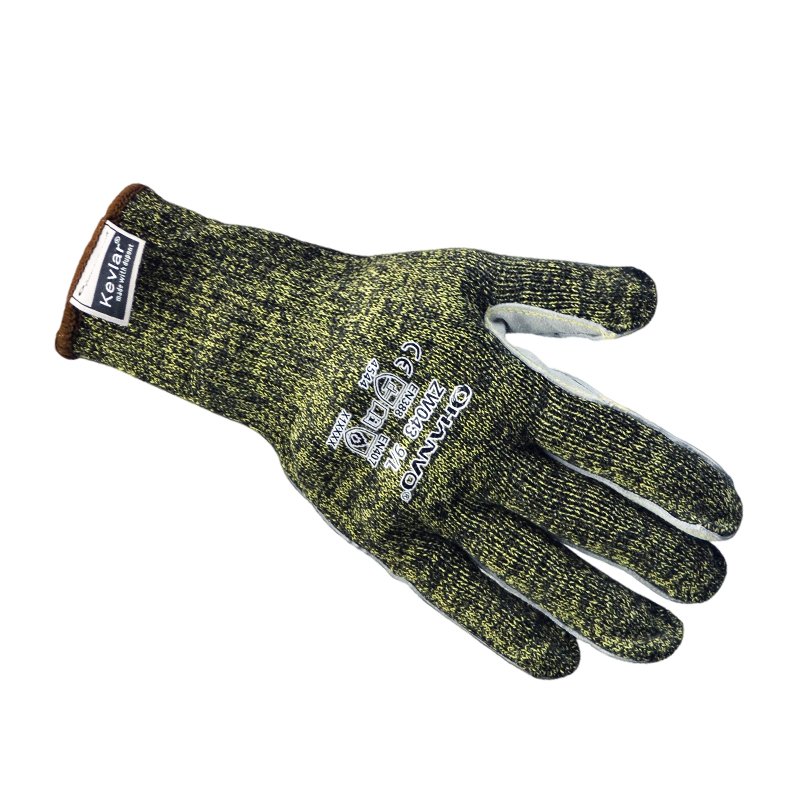 恒辉ZW043贴皮5级防切割手套